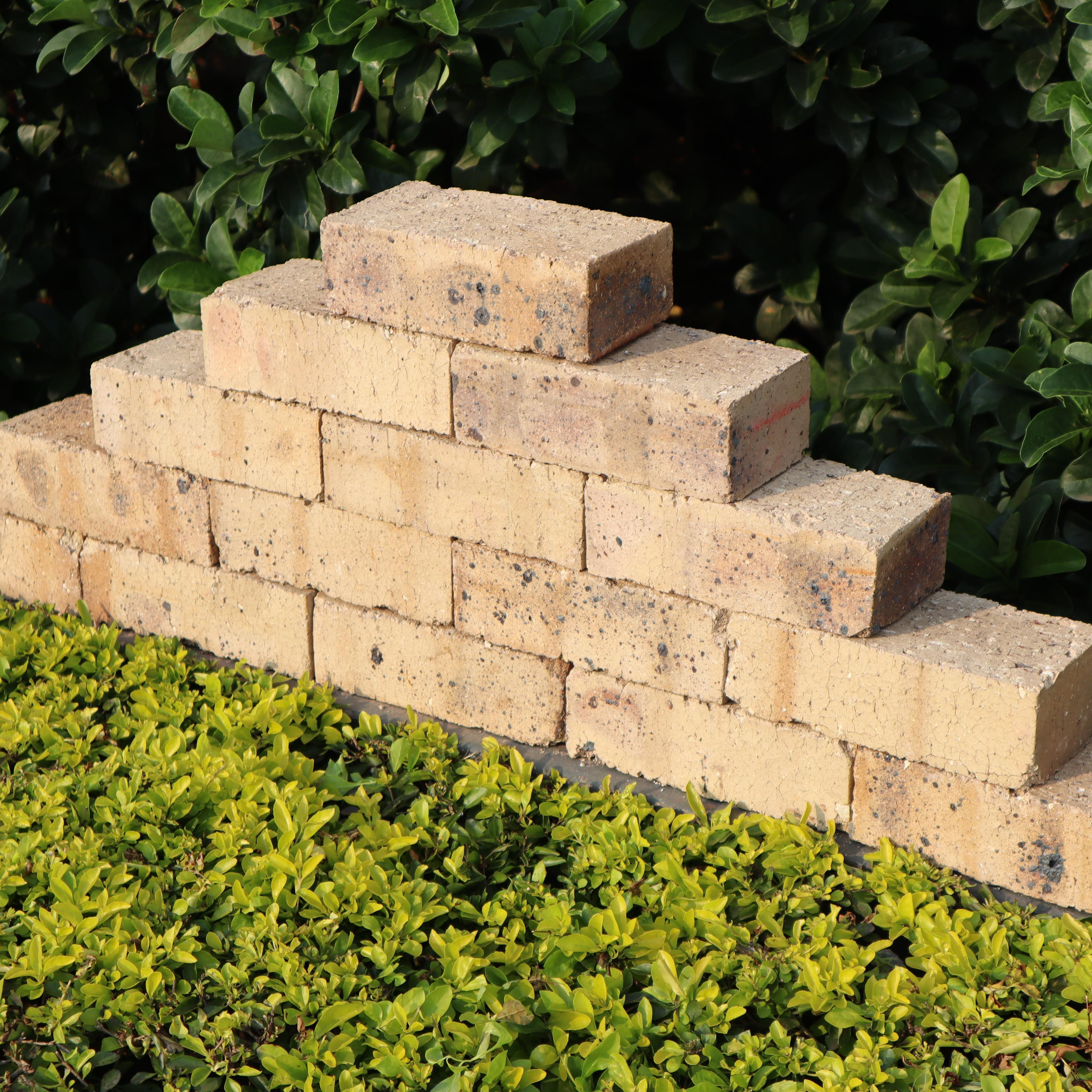 rainbow-yellow-face-brick